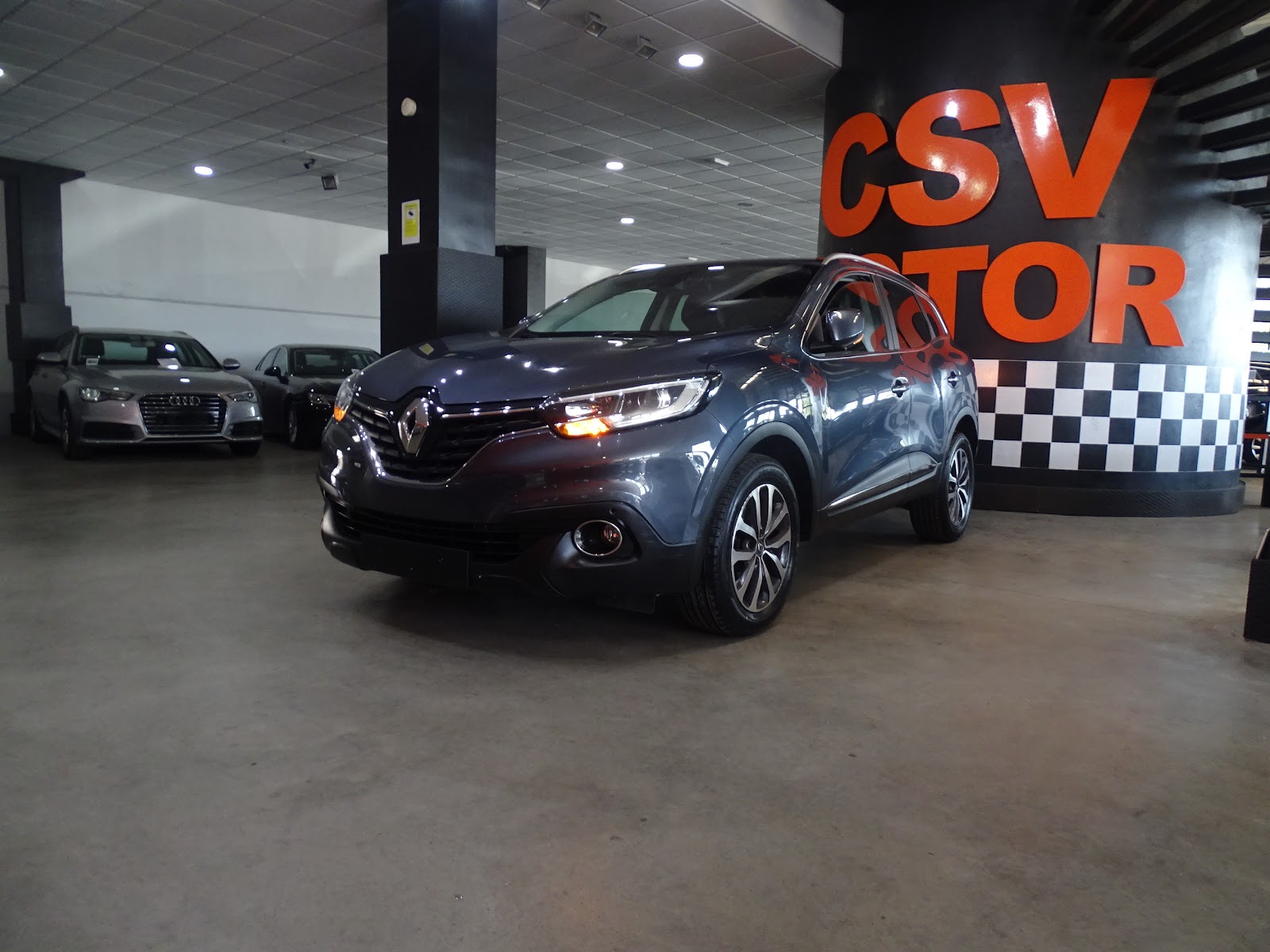 Foto 2 de RENAULT KADJAR 2017 en venta en CSV Motor VALDEFUENTES