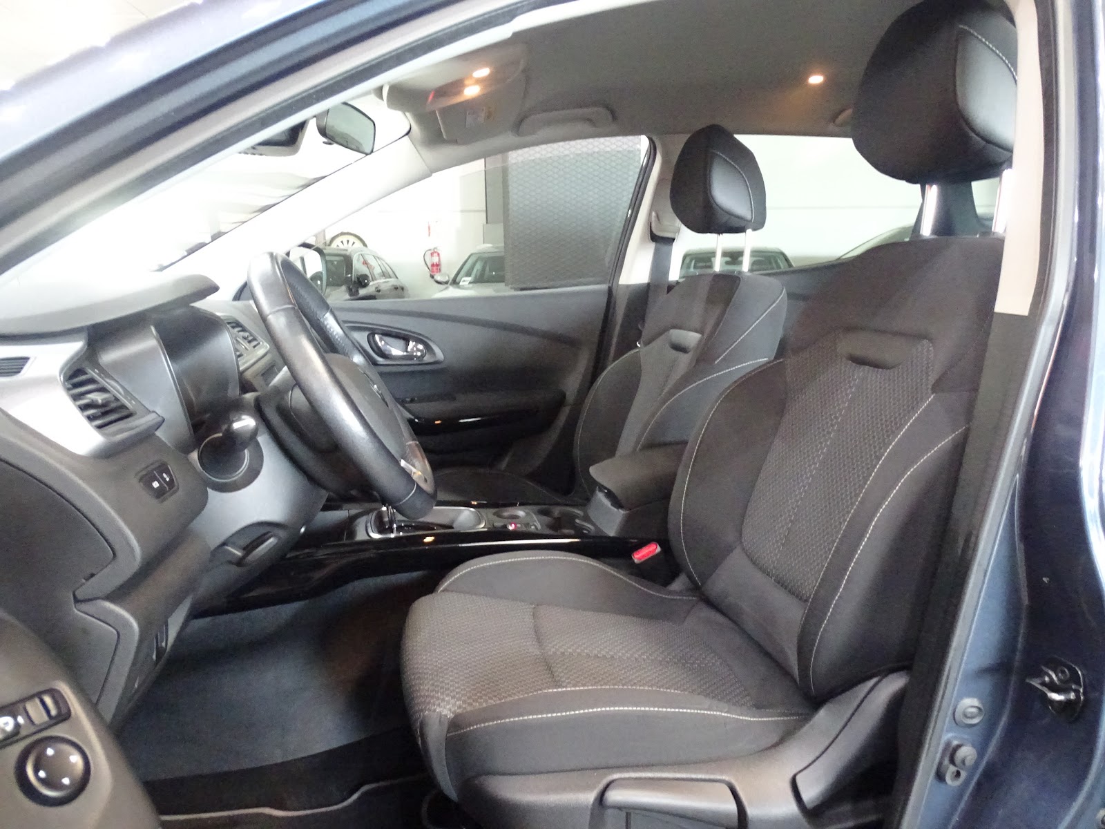 Foto 6 de RENAULT KADJAR 2017 en venta en CSV Motor VALDEFUENTES