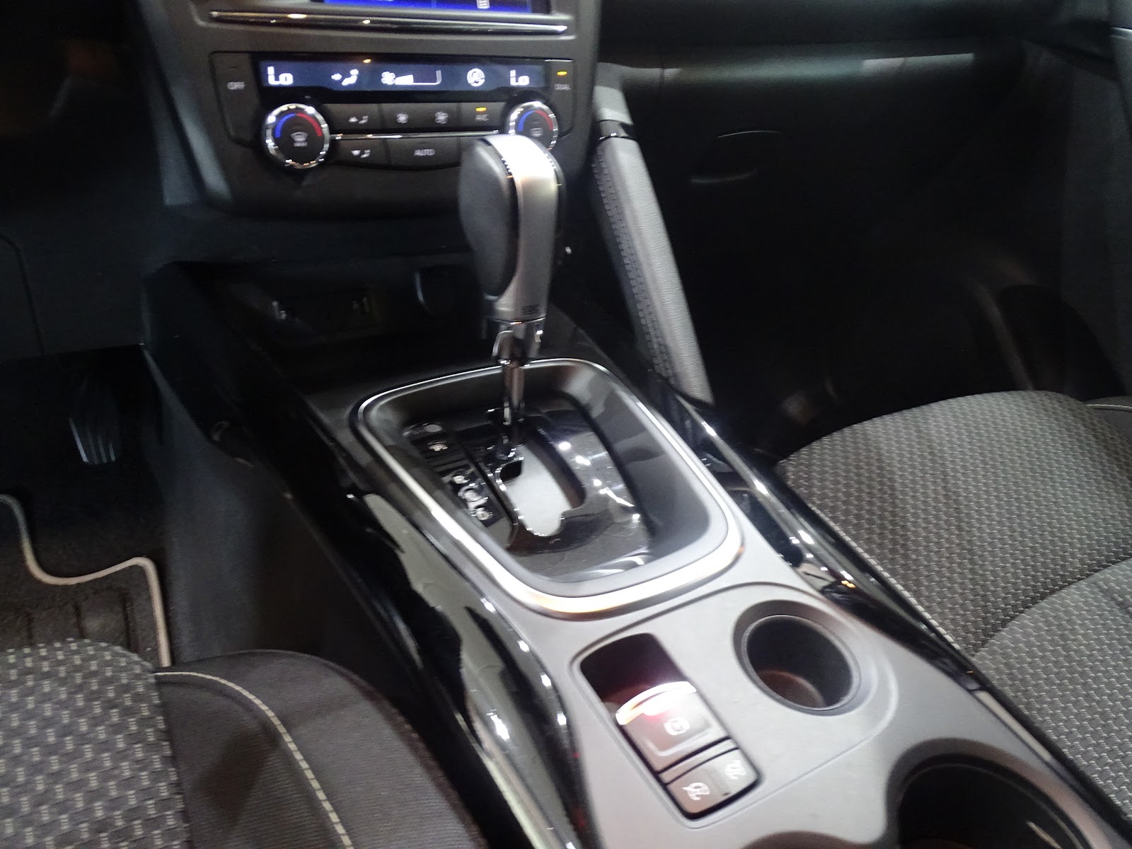 Foto 9 de RENAULT KADJAR 2017 en venta en CSV Motor VALDEFUENTES
