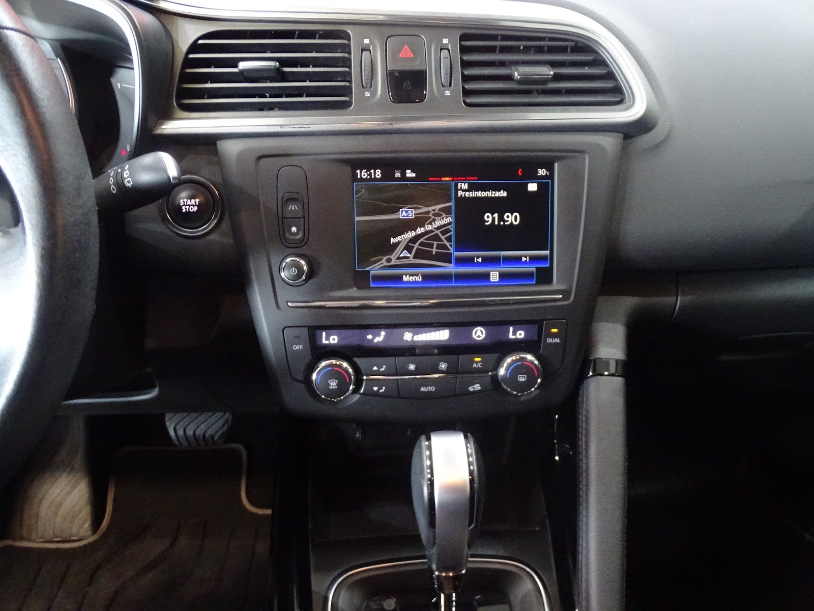 Foto 10 de RENAULT KADJAR 2017 en venta en CSV Motor VALDEFUENTES