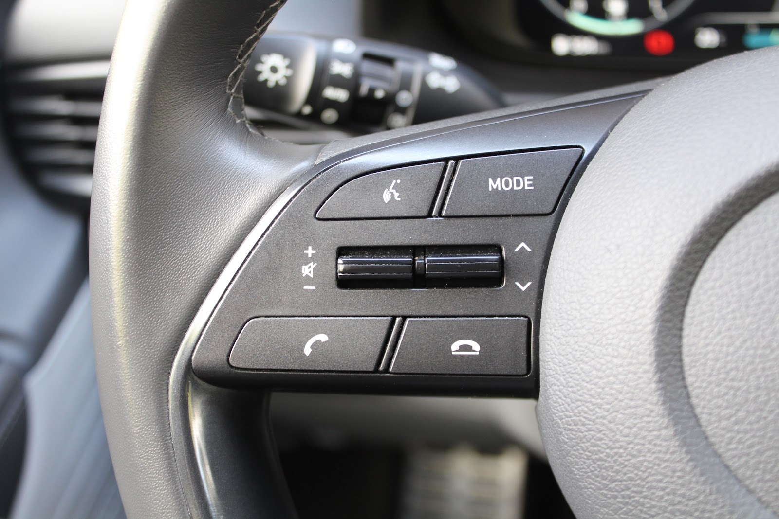 Foto 11 de HYUNDAI BAYON 2023 en venta en CSV Motor VALDEFUENTES