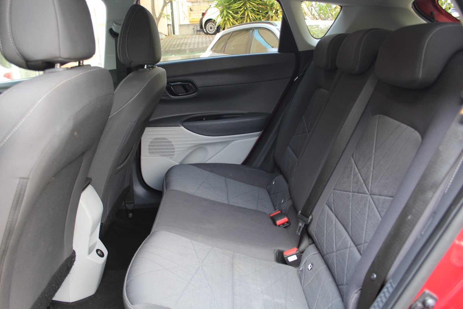 Foto 8 de HYUNDAI BAYON 2023 en venta en CSV Motor VALDEFUENTES