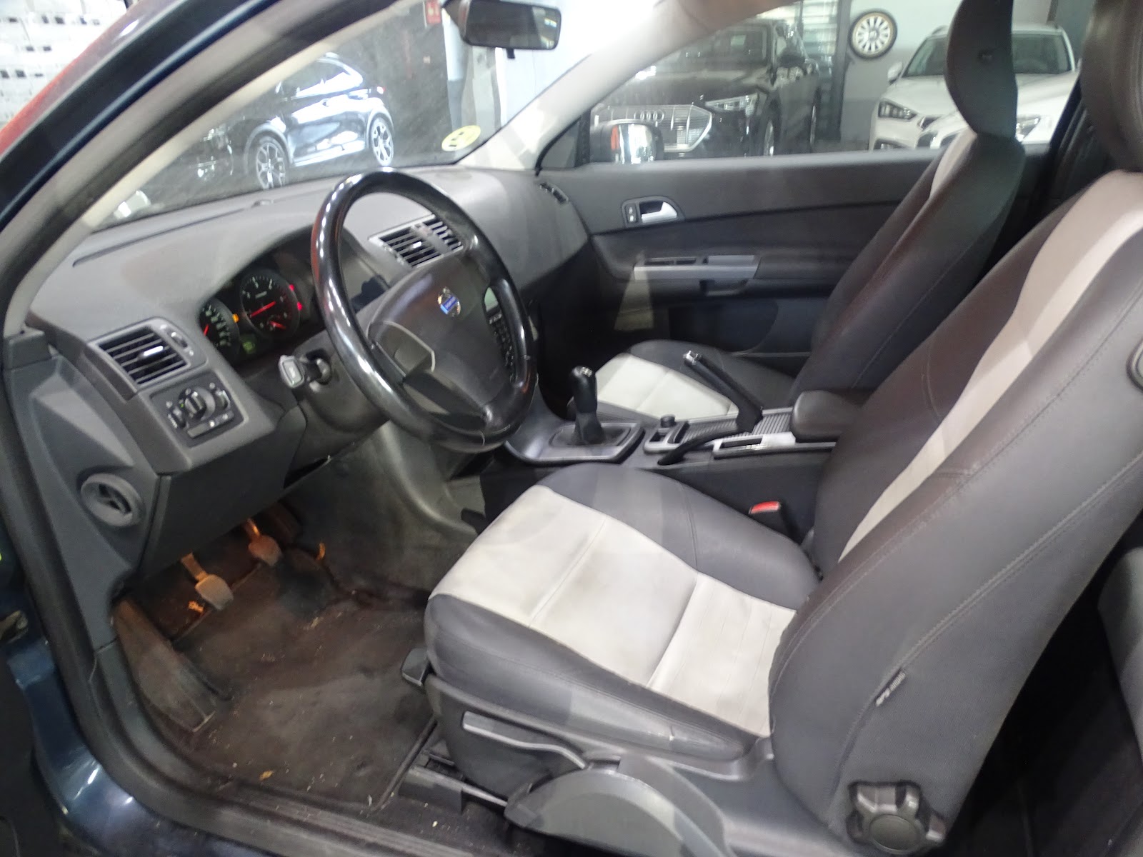 Foto 17 de VOLVO C30 2008 en venta en CSV Motor VALDEFUENTES