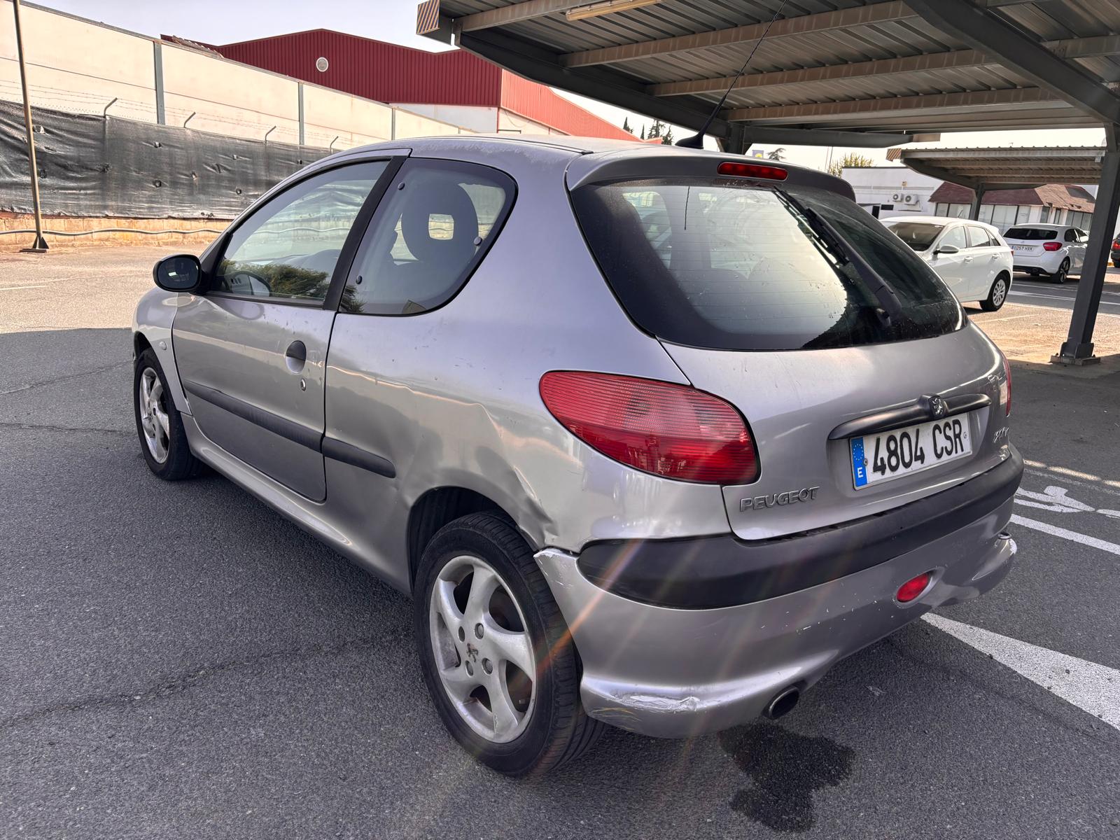 Foto 5 de PEUGEOT 206 2004 en venta en CSV Motor VALDEFUENTES