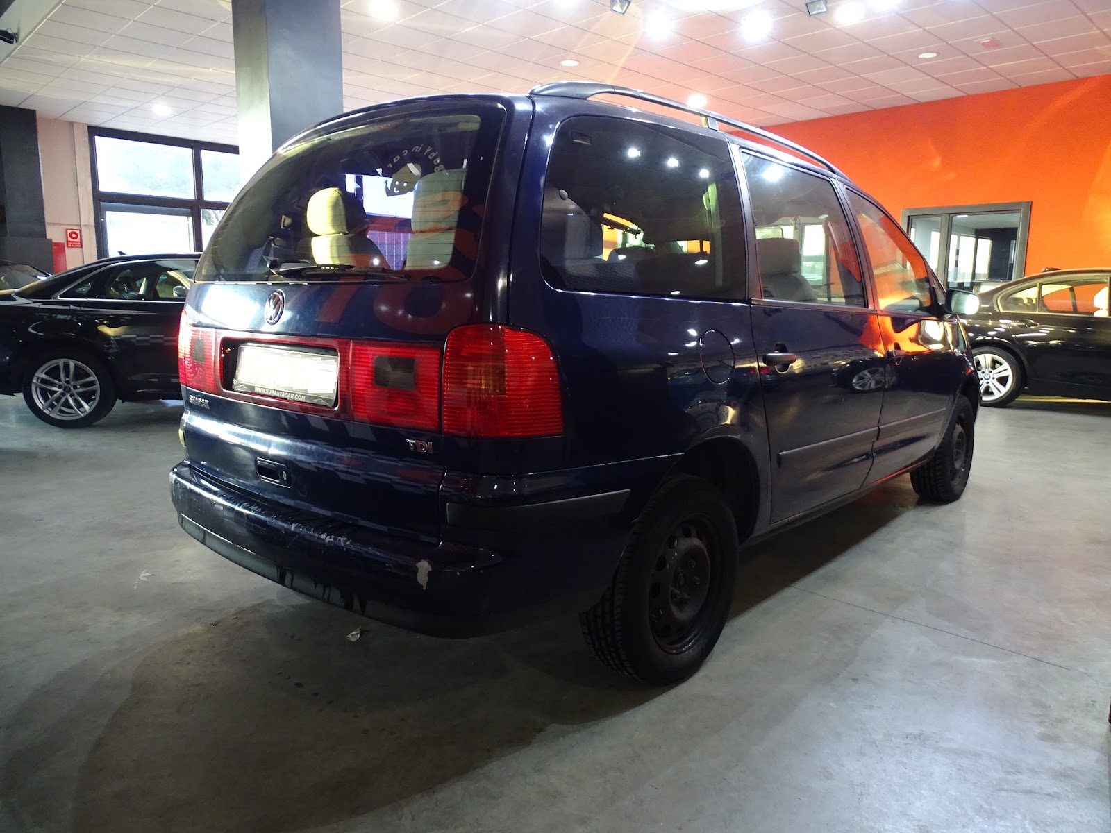 Foto 3 de VOLKSWAGEN SHARAN 2001 en venta en CSV Motor VALDEFUENTES