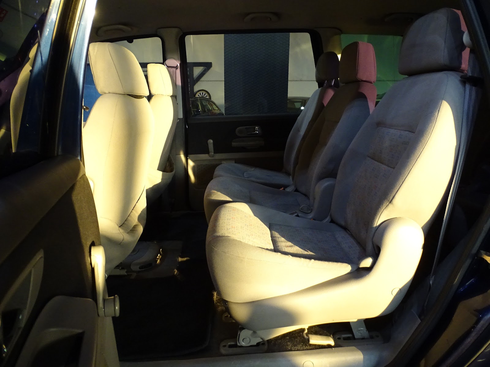 Foto 6 de VOLKSWAGEN SHARAN 2001 en venta en CSV Motor VALDEFUENTES