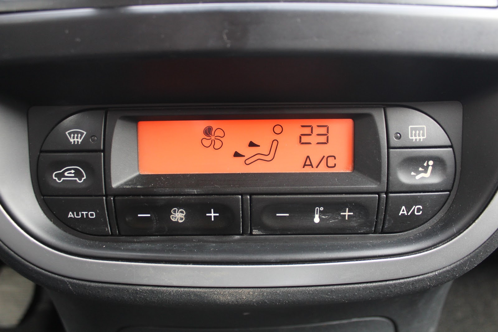 Foto 13 de CITROËN C3 2009 en venta en CSV Motor VALDEFUENTES