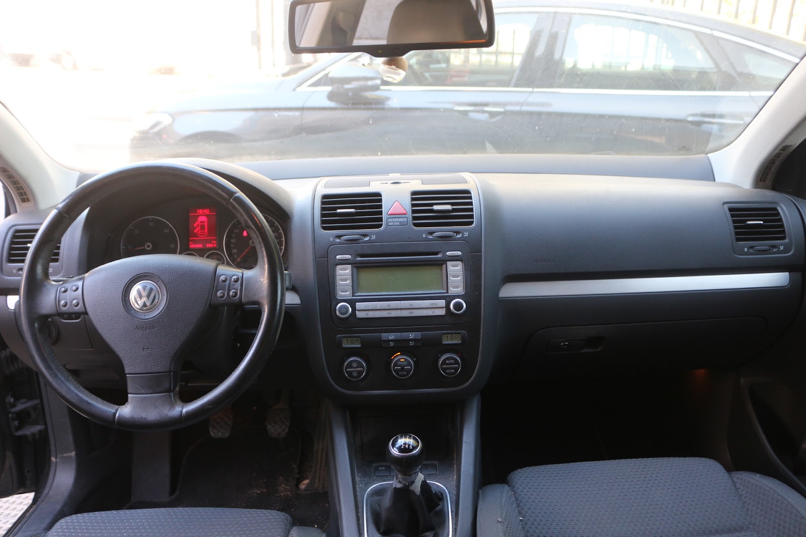 Foto 8 de VOLKSWAGEN JETTA 2016 en venta en CSV Motor VALDEFUENTES