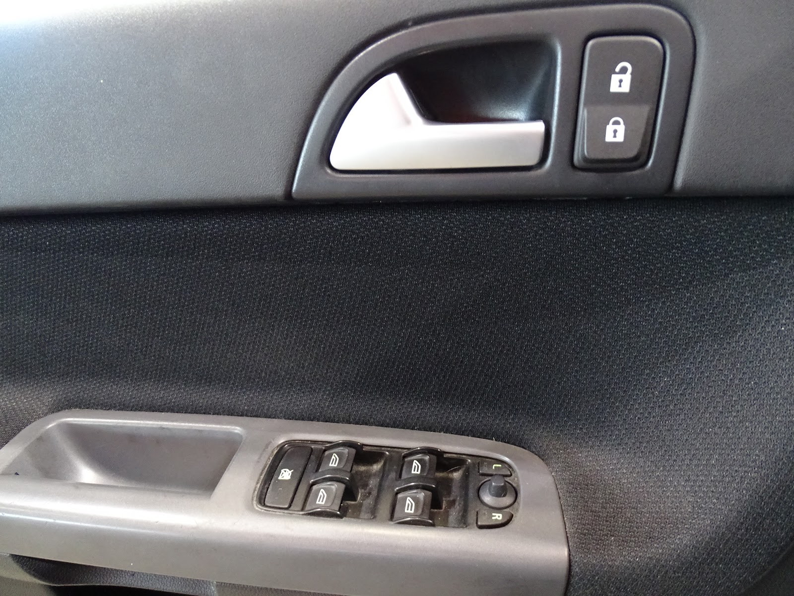 Foto 16 de VOLVO V50 2009 en venta en CSV Motor VALDEFUENTES