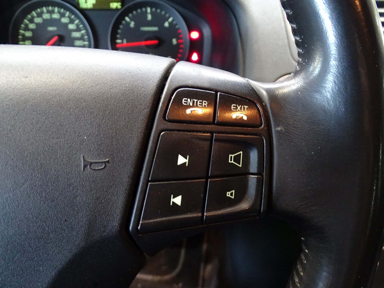 Foto 10 de VOLVO V50 2009 en venta en CSV Motor VALDEFUENTES