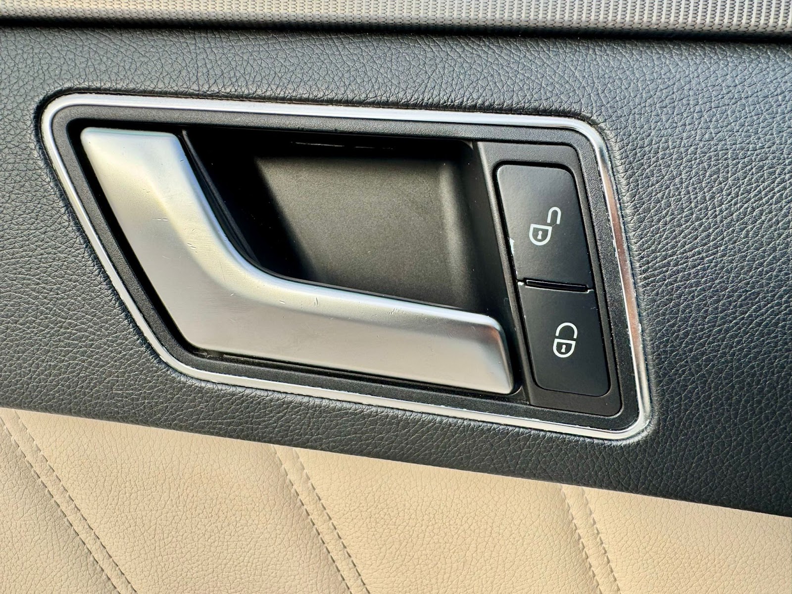 Foto 15 de MERCEDES CLASE E 2014 en venta en CSV Motor VALDEFUENTES