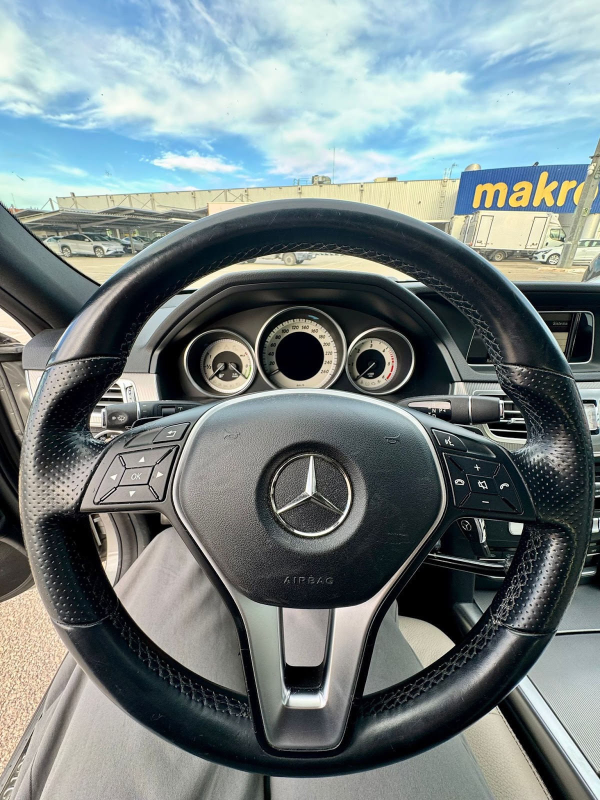 Foto 17 de MERCEDES CLASE E 2014 en venta en CSV Motor VALDEFUENTES