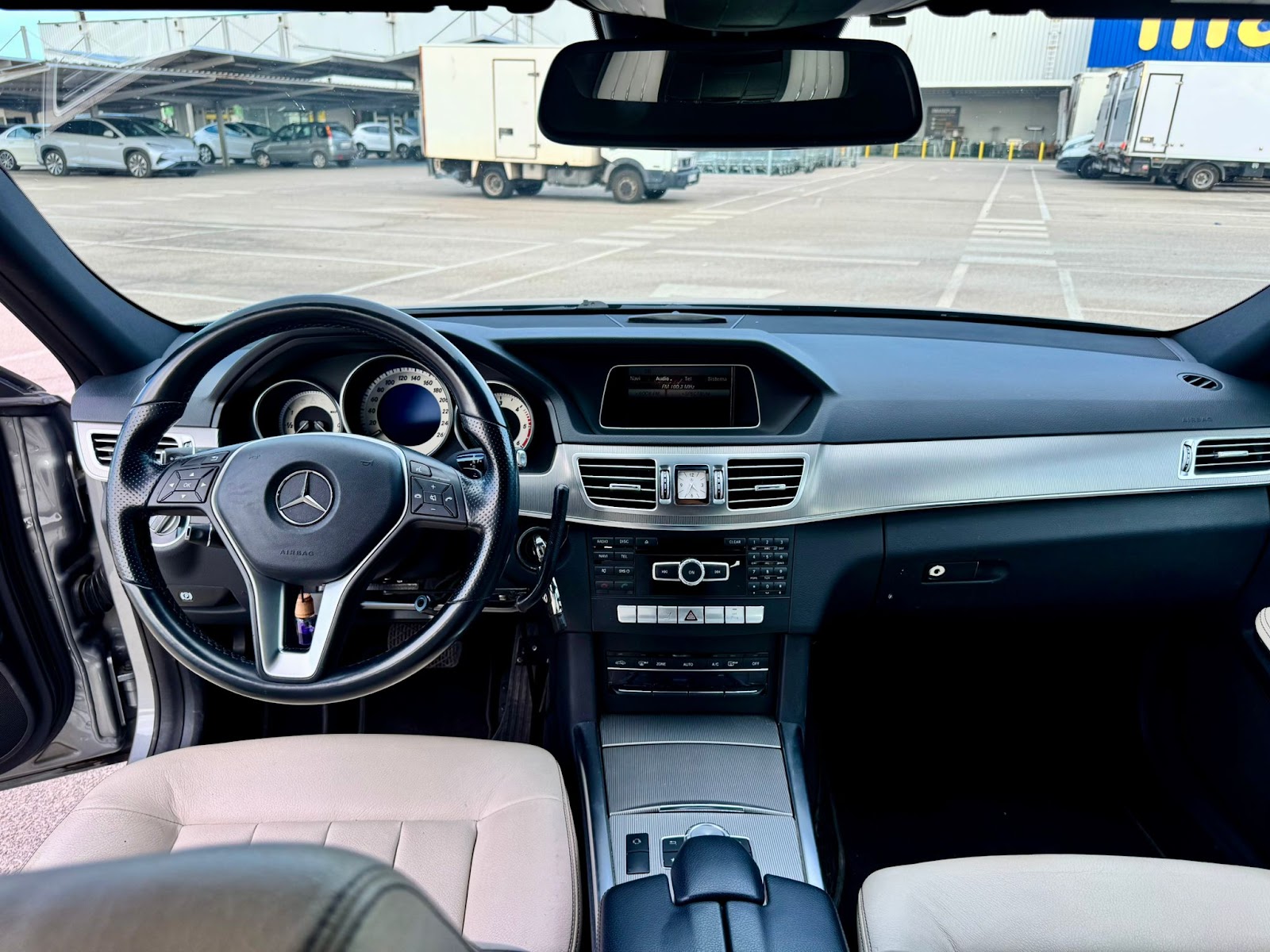 Foto 20 de MERCEDES CLASE E 2014 en venta en CSV Motor VALDEFUENTES