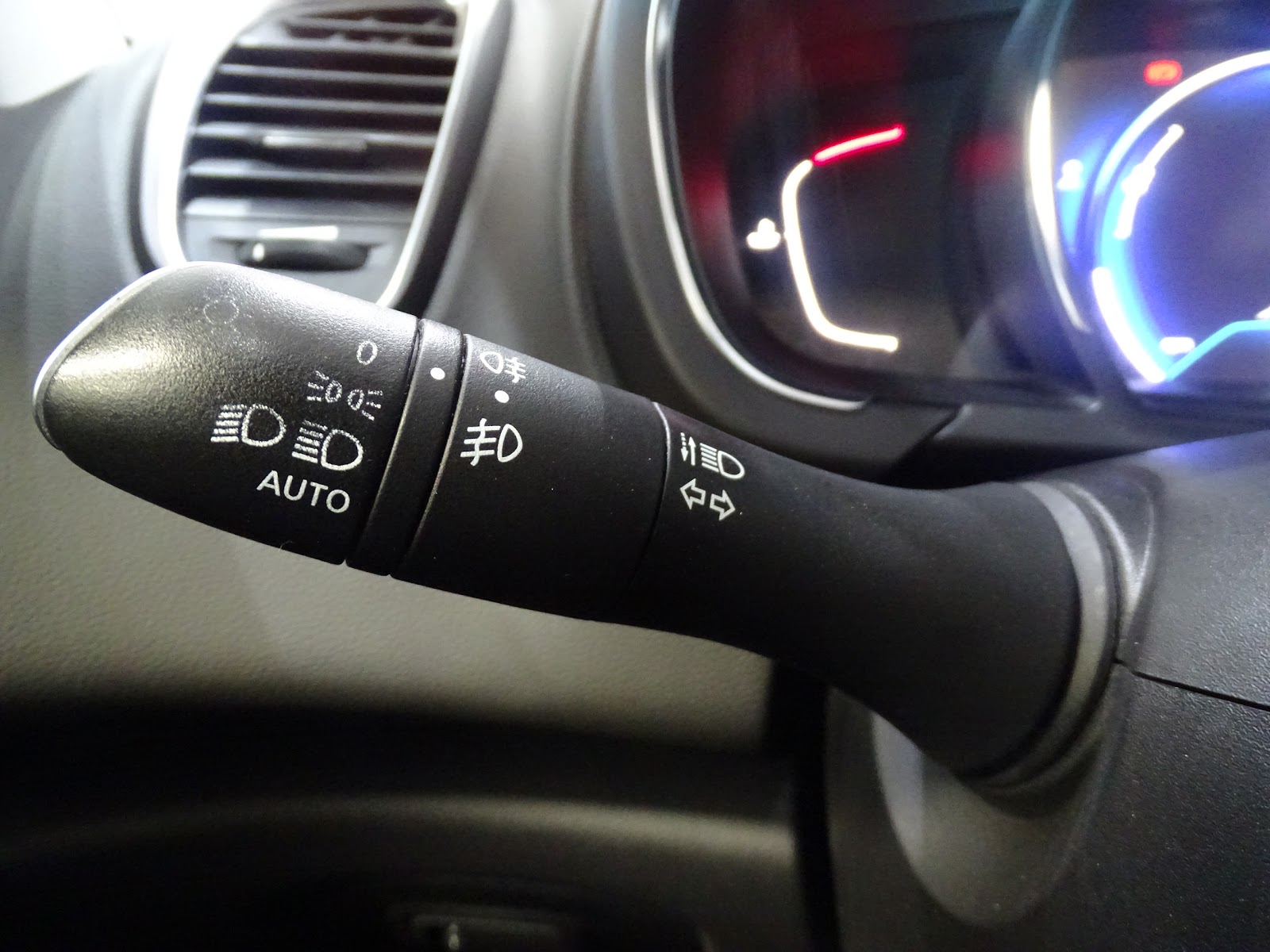 Foto 14 de RENAULT SCENIC 2017 en venta en CSV Motor VALDEFUENTES