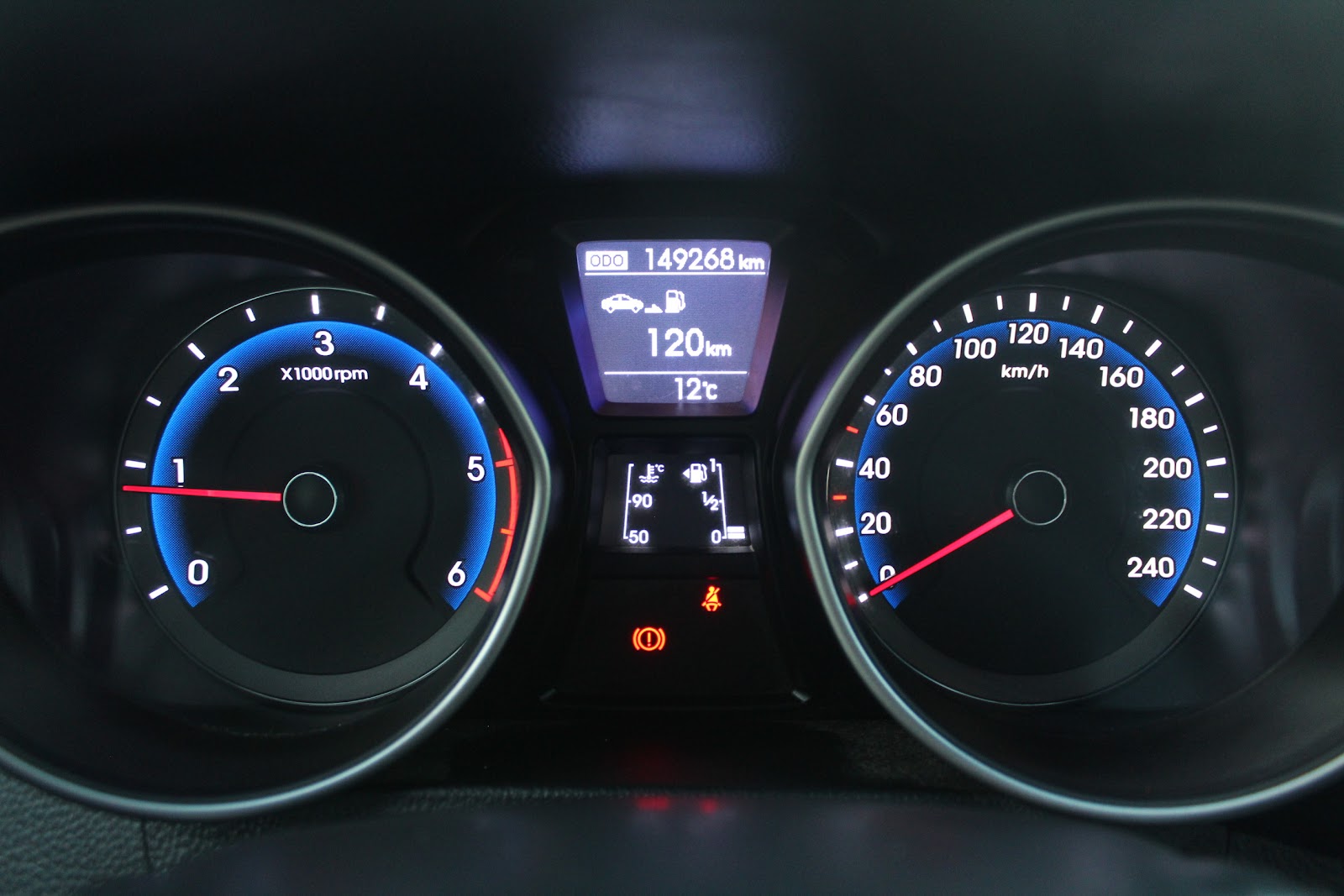 Foto 20 de HYUNDAI I30 2013 en venta en CSV Motor VALDEFUENTES
