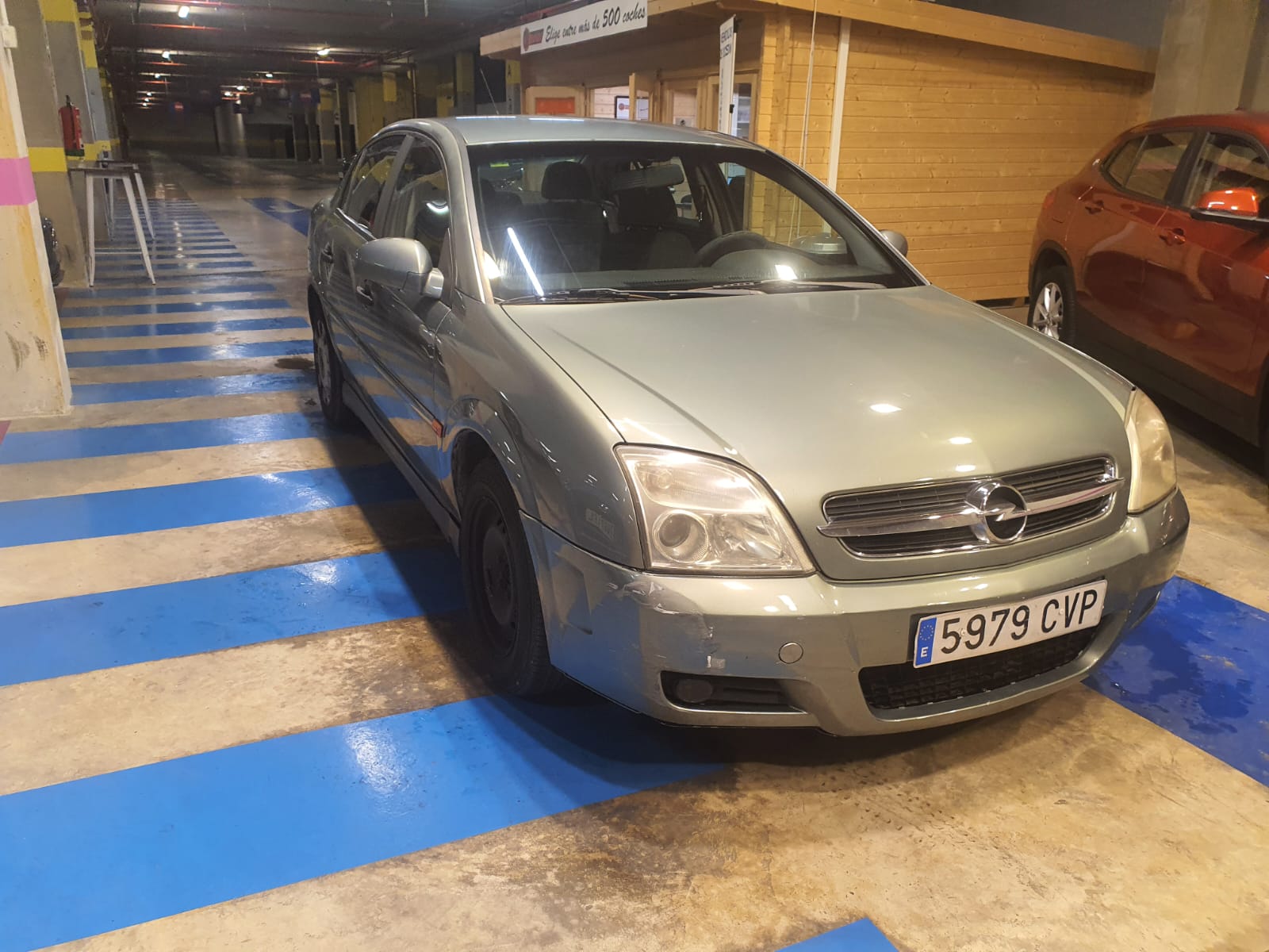 Foto 2 de OPEL VECTRA 2004 en venta en CSV Motor VALDEFUENTES