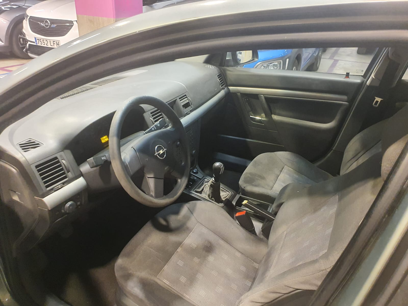 Foto 3 de OPEL VECTRA 2004 en venta en CSV Motor VALDEFUENTES