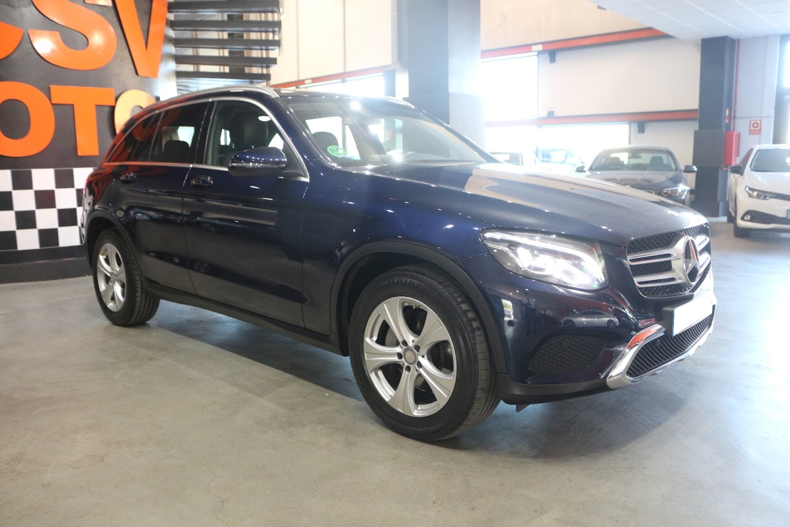 Foto 4 de MERCEDES CLASE GLC 2016 en venta en CSV Motor VALDEFUENTES