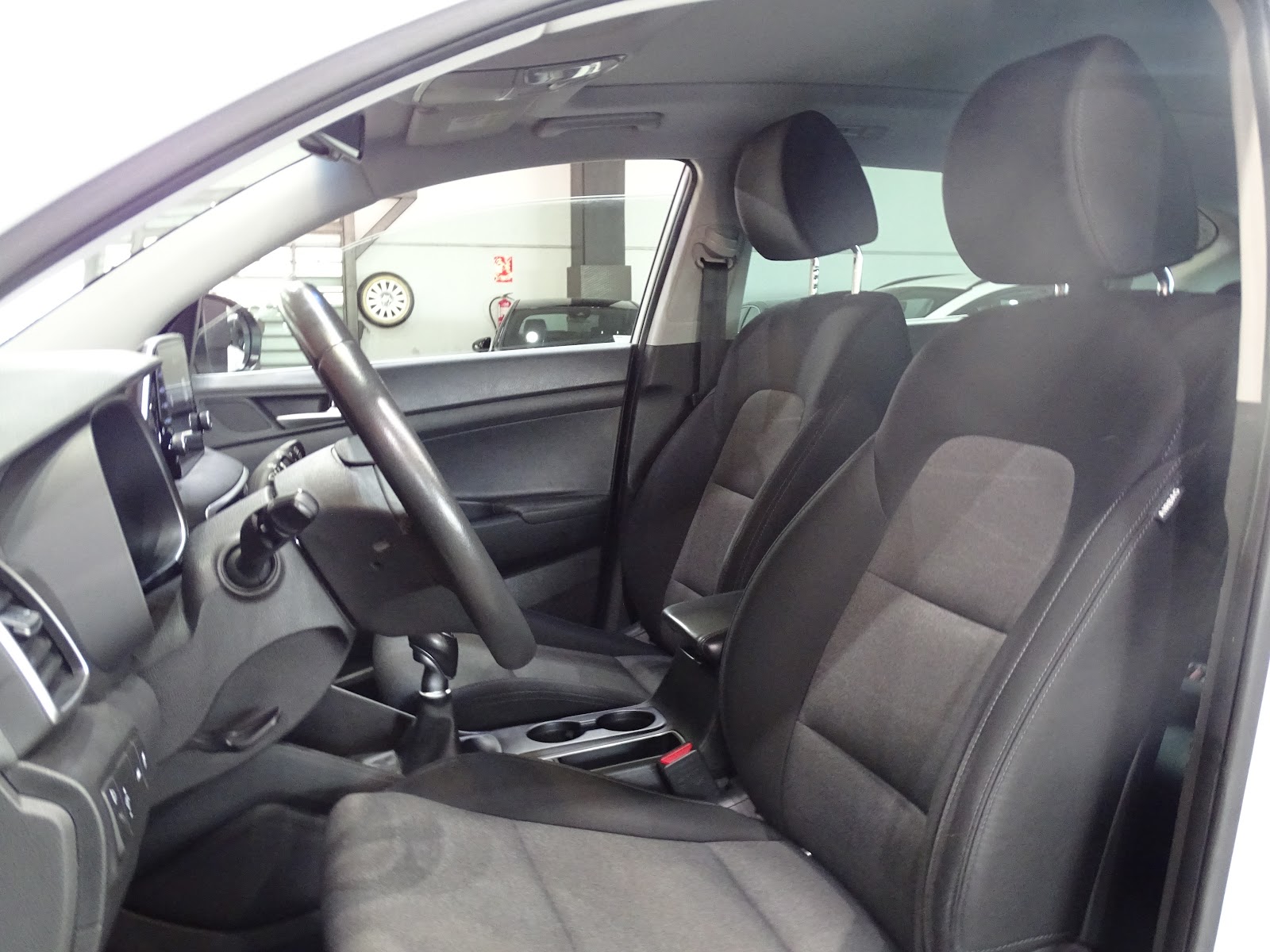 Foto 8 de HYUNDAI TUCSON 2023 en venta en CSV Motor VALDEFUENTES