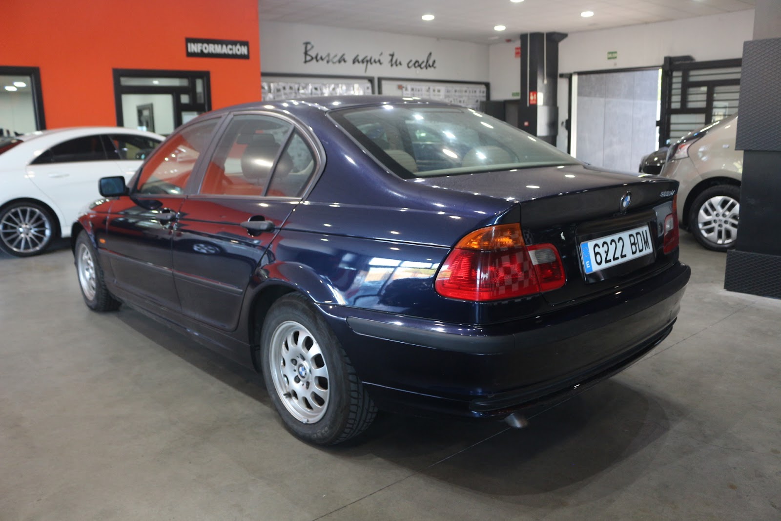 Foto 2 de BMW 320 2000 en venta en CSV Motor VALDEFUENTES