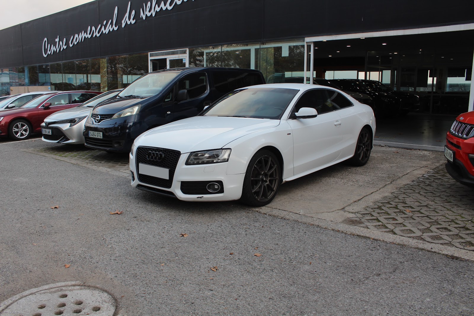 Foto 2 de Audi A5 2009 en venta en CSV Motor VALDEFUENTES · color Blanco