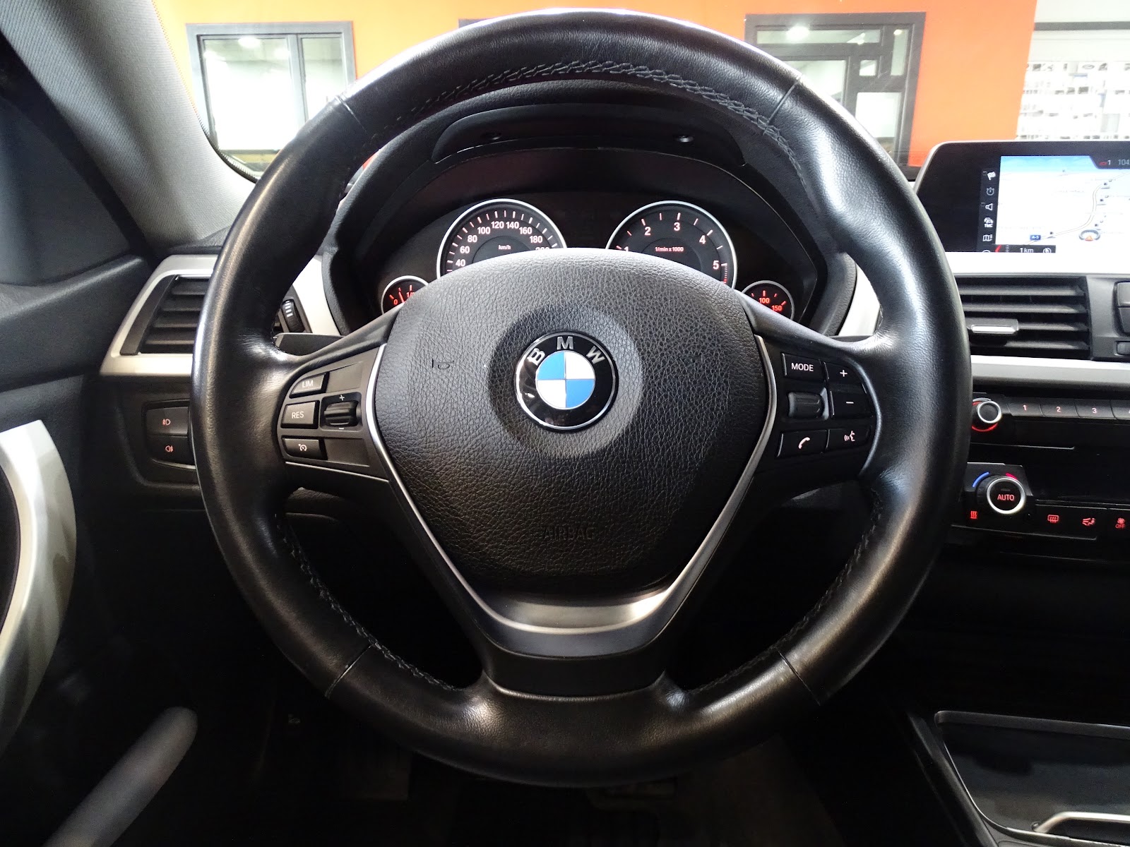 Foto 9 de BMW SERIE 4 2018 en venta en CSV Motor VALDEFUENTES