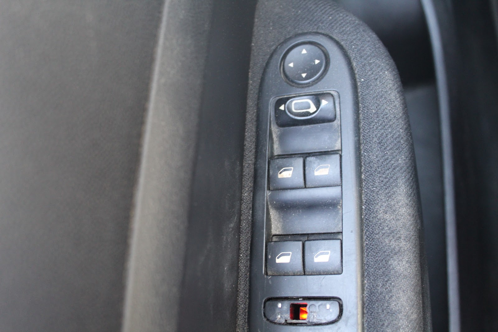 Foto 18 de PEUGEOT 307 2005 en venta en CSV Motor VALDEFUENTES