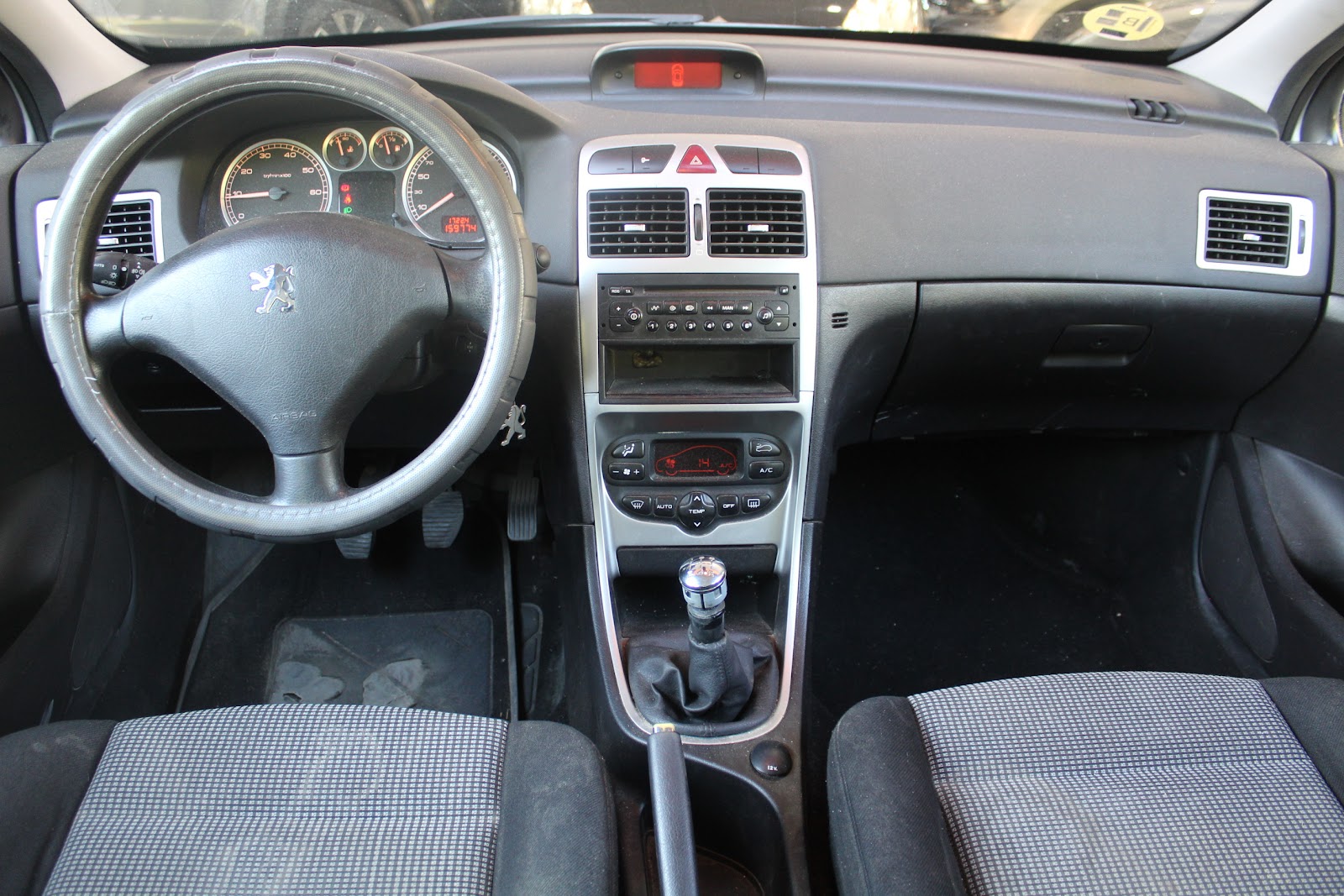 Foto 9 de PEUGEOT 307 2005 en venta en CSV Motor VALDEFUENTES