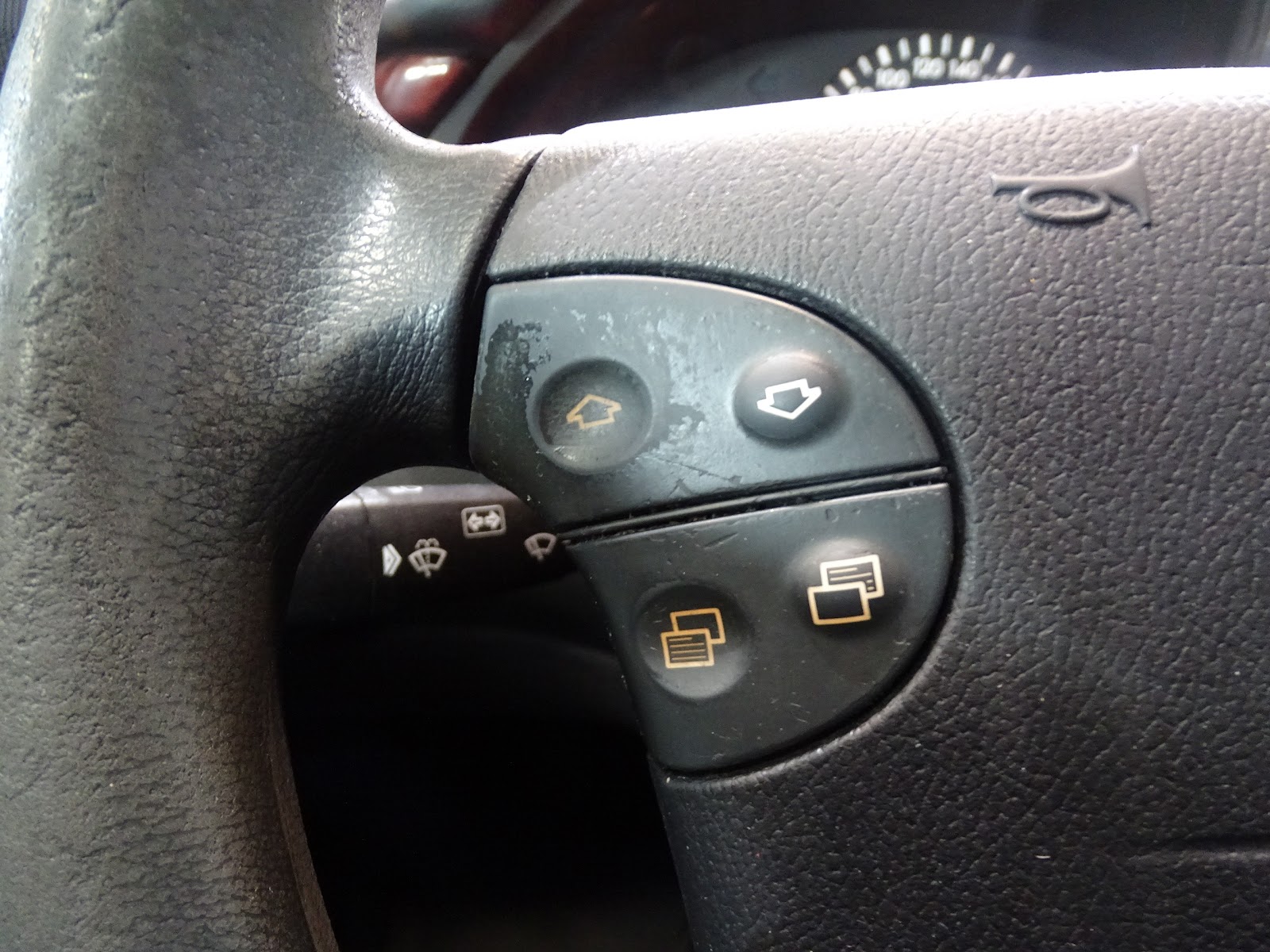 Foto 12 de MERCEDES E220 2000 en venta en CSV Motor VALDEFUENTES