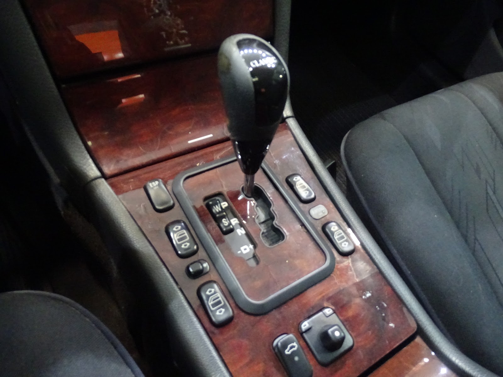 Foto 14 de MERCEDES E220 2000 en venta en CSV Motor VALDEFUENTES
