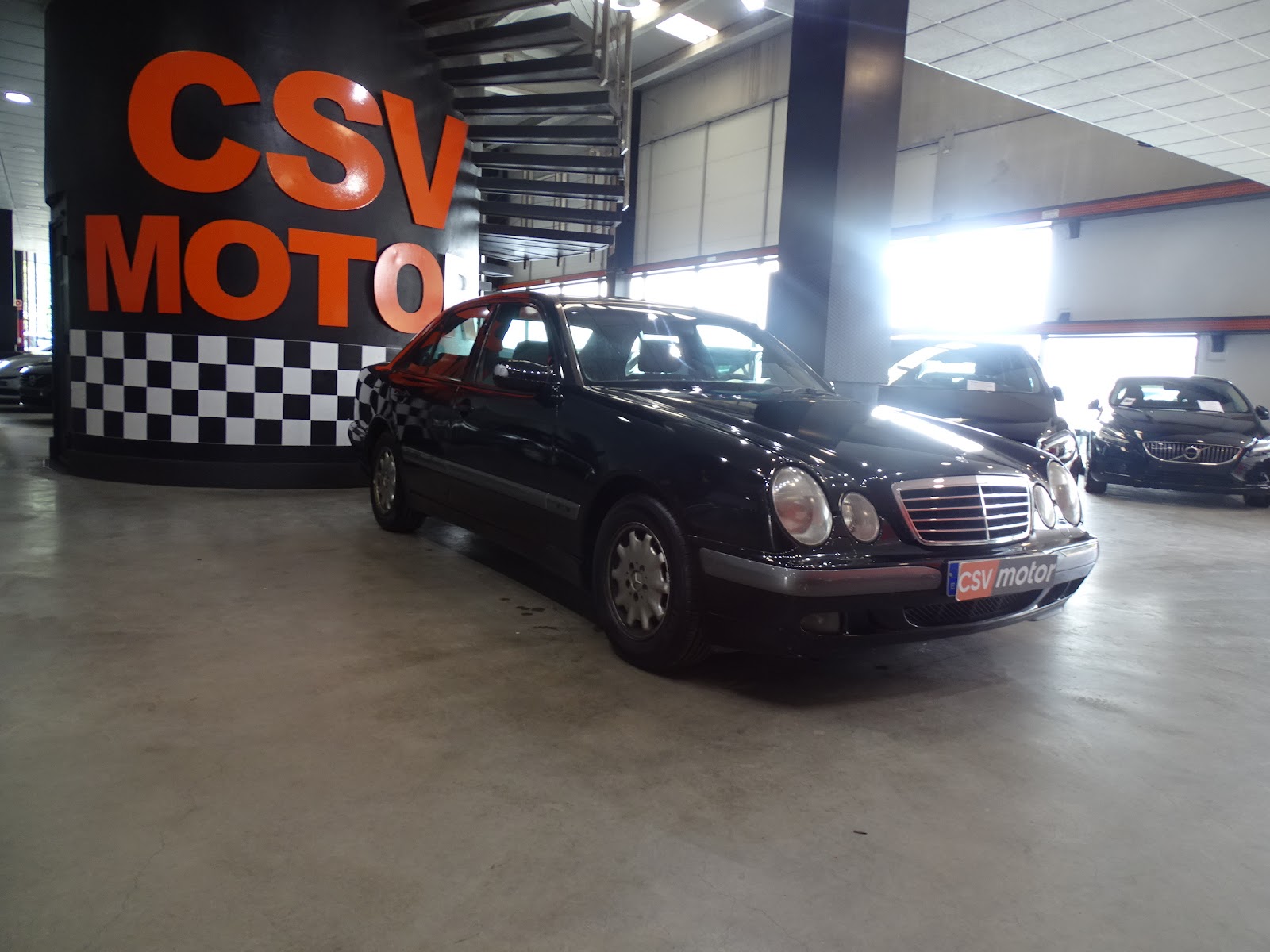 Foto 3 de MERCEDES E220 2000 en venta en CSV Motor VALDEFUENTES