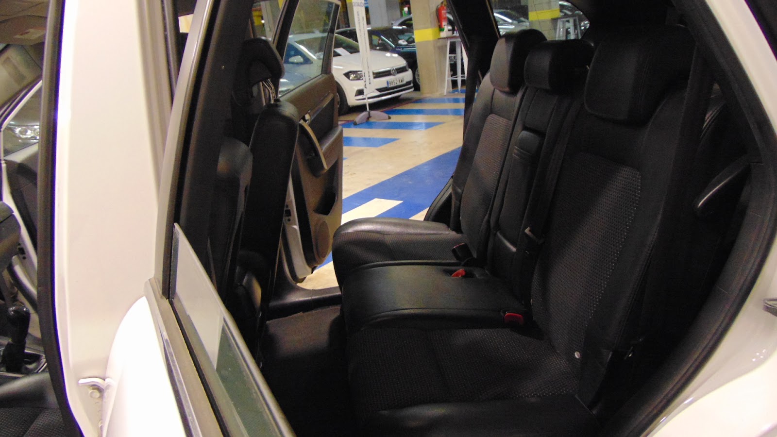 Foto 5 de CHEVROLET CAPTIVA 2010 en venta en CSV Motor VALDEFUENTES