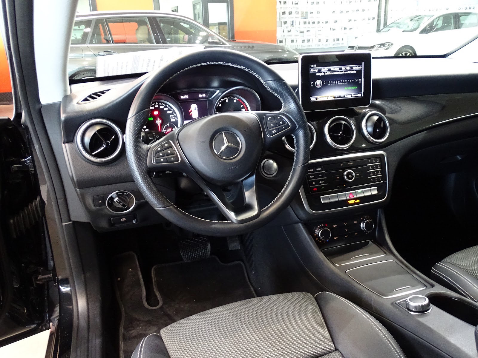 Foto 7 de MERCEDES CLASE CLA 2019 en venta en CSV Motor VALDEFUENTES