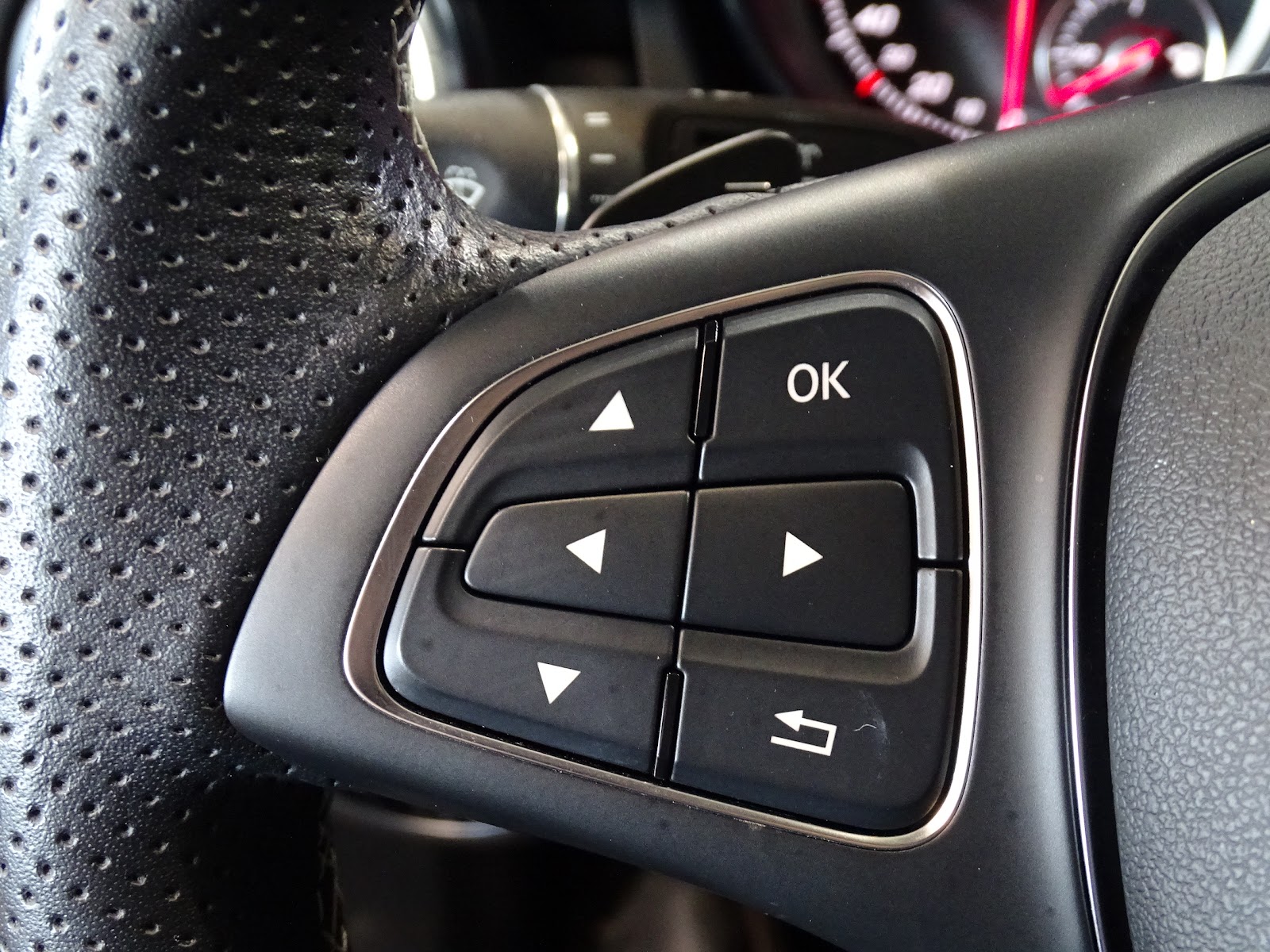 Foto 10 de MERCEDES CLASE CLA 2019 en venta en CSV Motor VALDEFUENTES