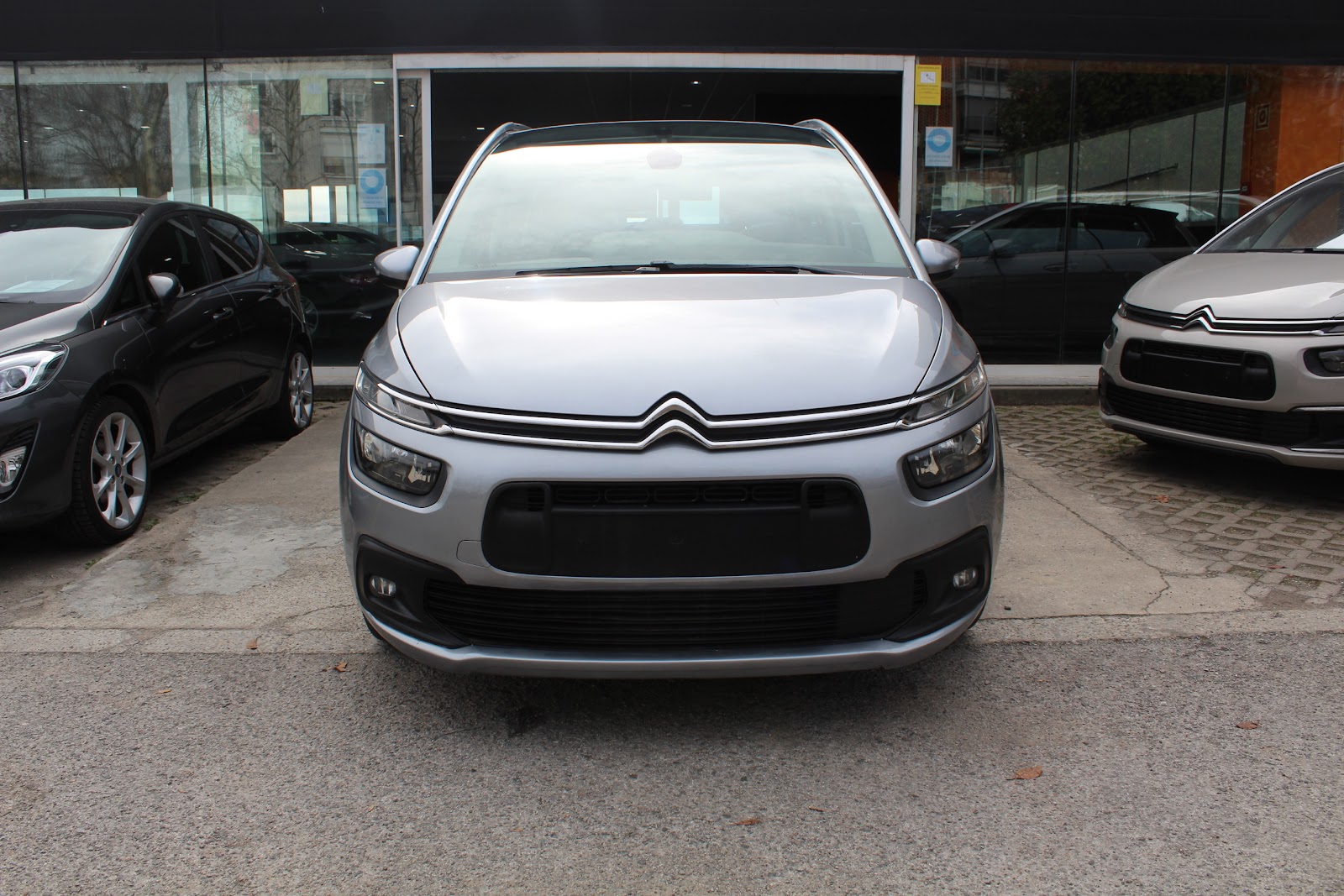Foto 2 de CITROËN GRAND C4 2018 en venta en CSV Motor VALDEFUENTES