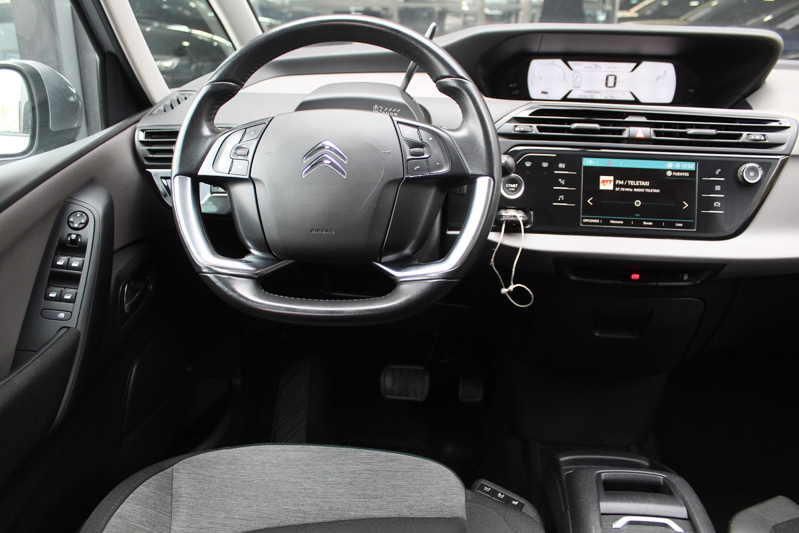 Foto 11 de CITROËN GRAND C4 2018 en venta en CSV Motor VALDEFUENTES