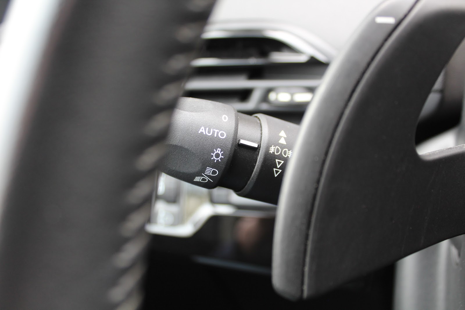 Foto 14 de CITROËN GRAND C4 2018 en venta en CSV Motor VALDEFUENTES