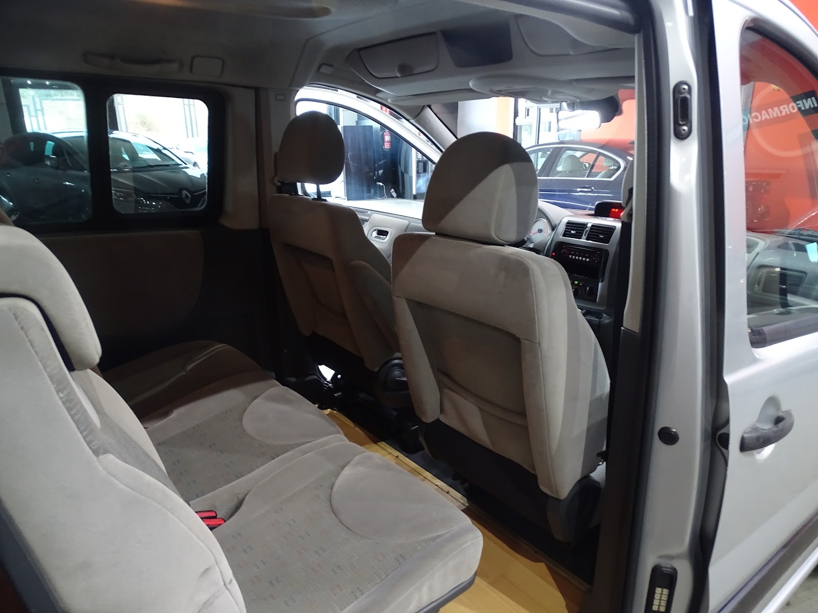 Foto 18 de CITROËN JUMPY 2008 en venta en CSV Motor VALDEFUENTES