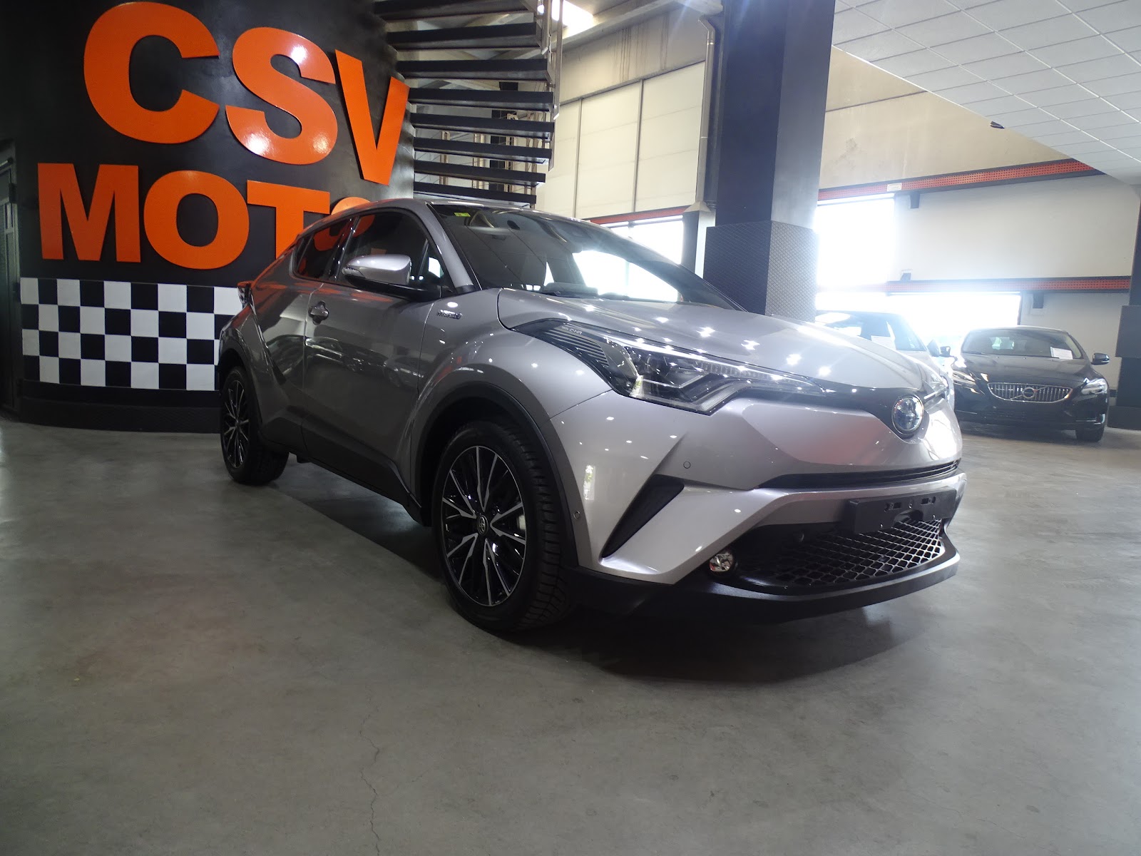 Foto 4 de TOYOTA C-HR 2019 en venta en CSV Motor VALDEFUENTES