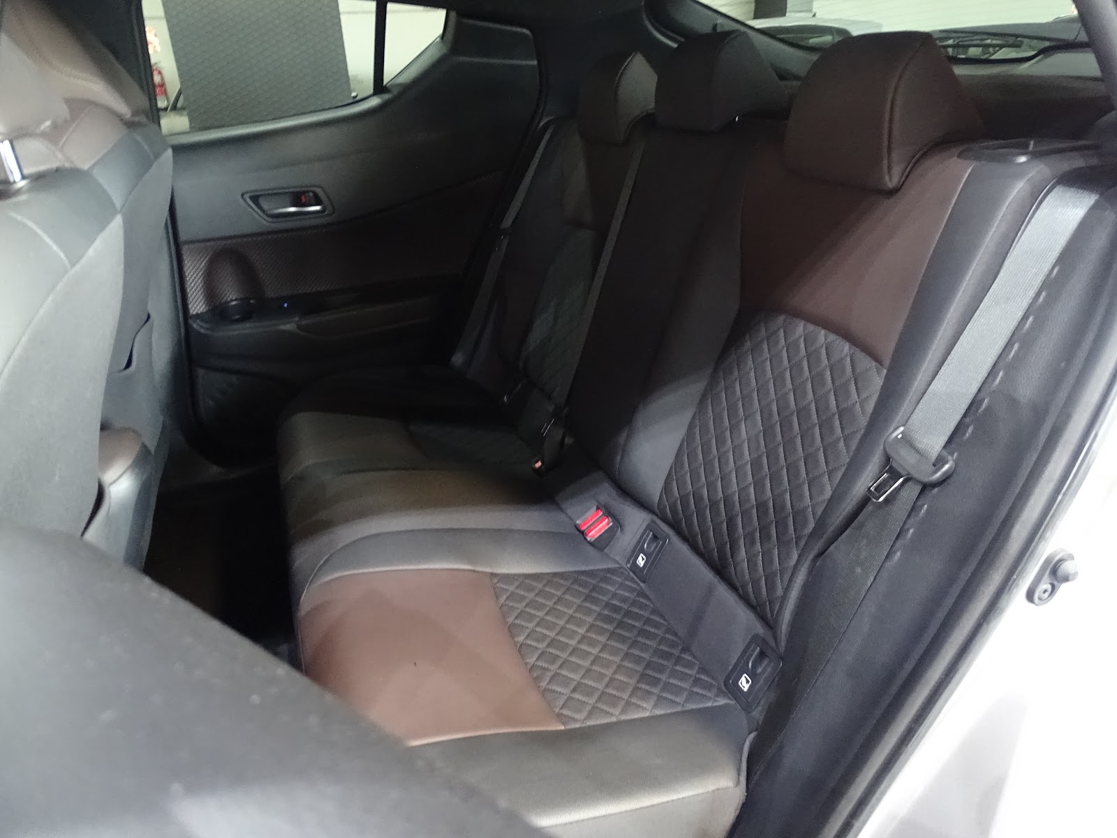 Foto 6 de TOYOTA C-HR 2019 en venta en CSV Motor VALDEFUENTES