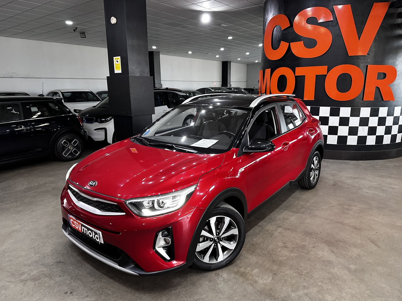 Foto 3 de KIA Stonic 2021 en venta en CSV Motor VALDEFUENTES · color Rojo Metalizado
