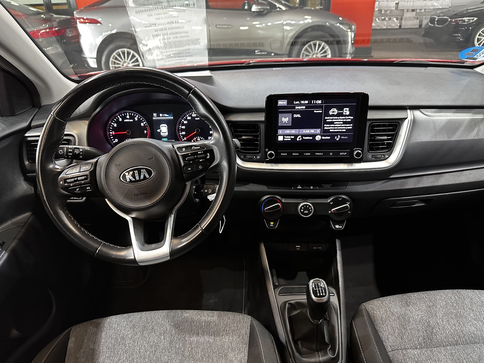 Foto 11 de KIA STONIC 2021 en venta en CSV Motor VALDEFUENTES