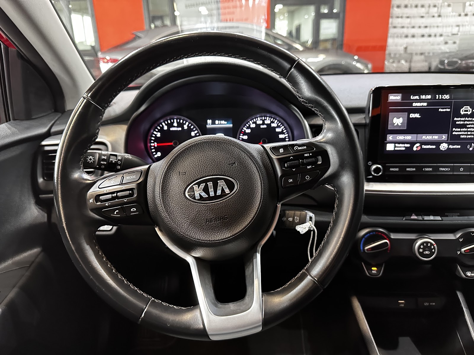 Foto 12 de KIA STONIC 2021 en venta en CSV Motor VALDEFUENTES