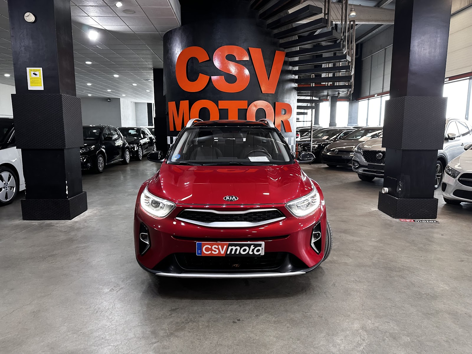 Foto 3 de KIA STONIC 2021 en venta en CSV Motor VALDEFUENTES