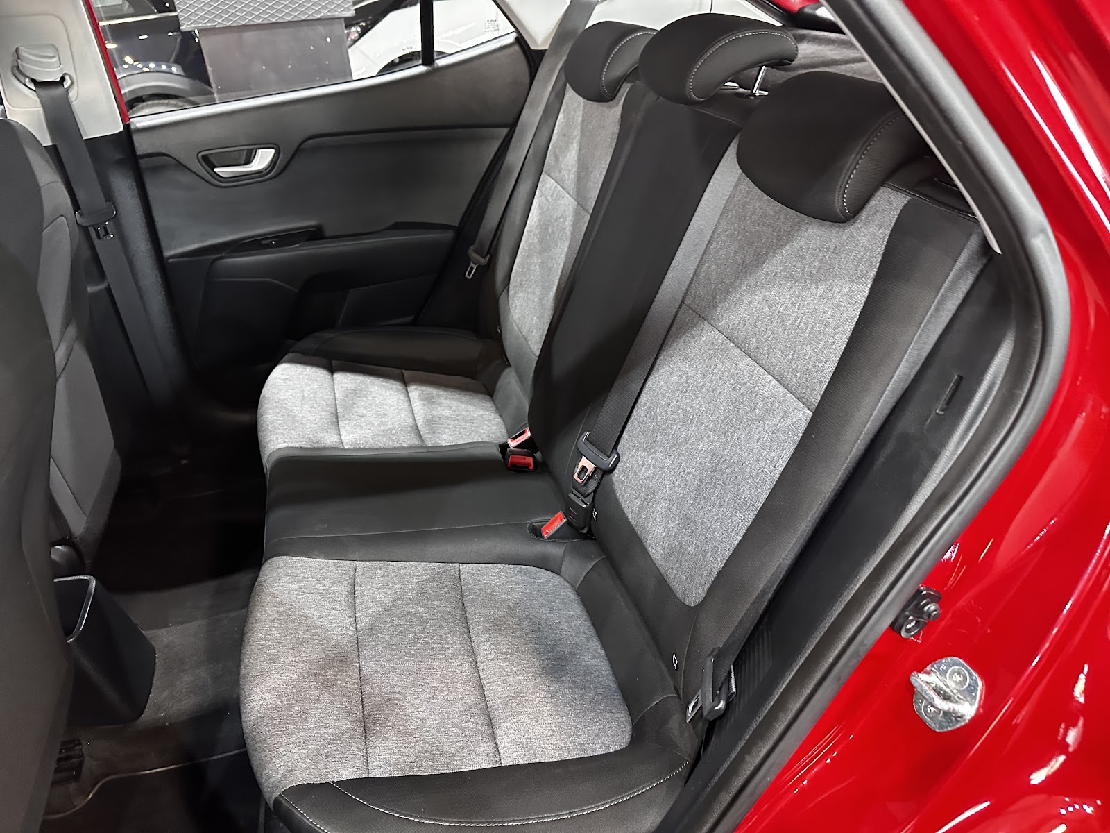 Foto 10 de KIA STONIC 2021 en venta en CSV Motor VALDEFUENTES