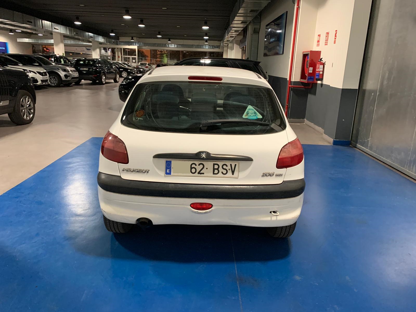 Foto 4 de PEUGEOT 206 1907 en venta en CSV Motor VALDEFUENTES
