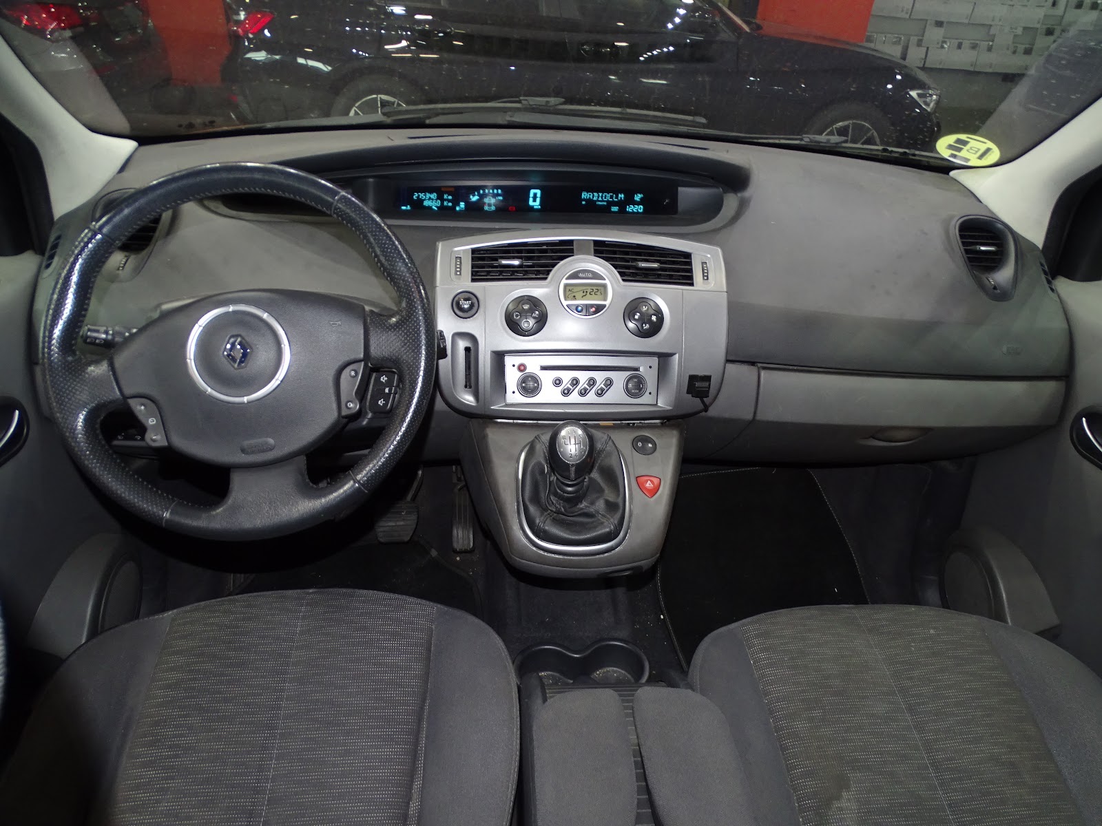 Foto 11 de RENAULT SCENIC 2023 en venta en CSV Motor