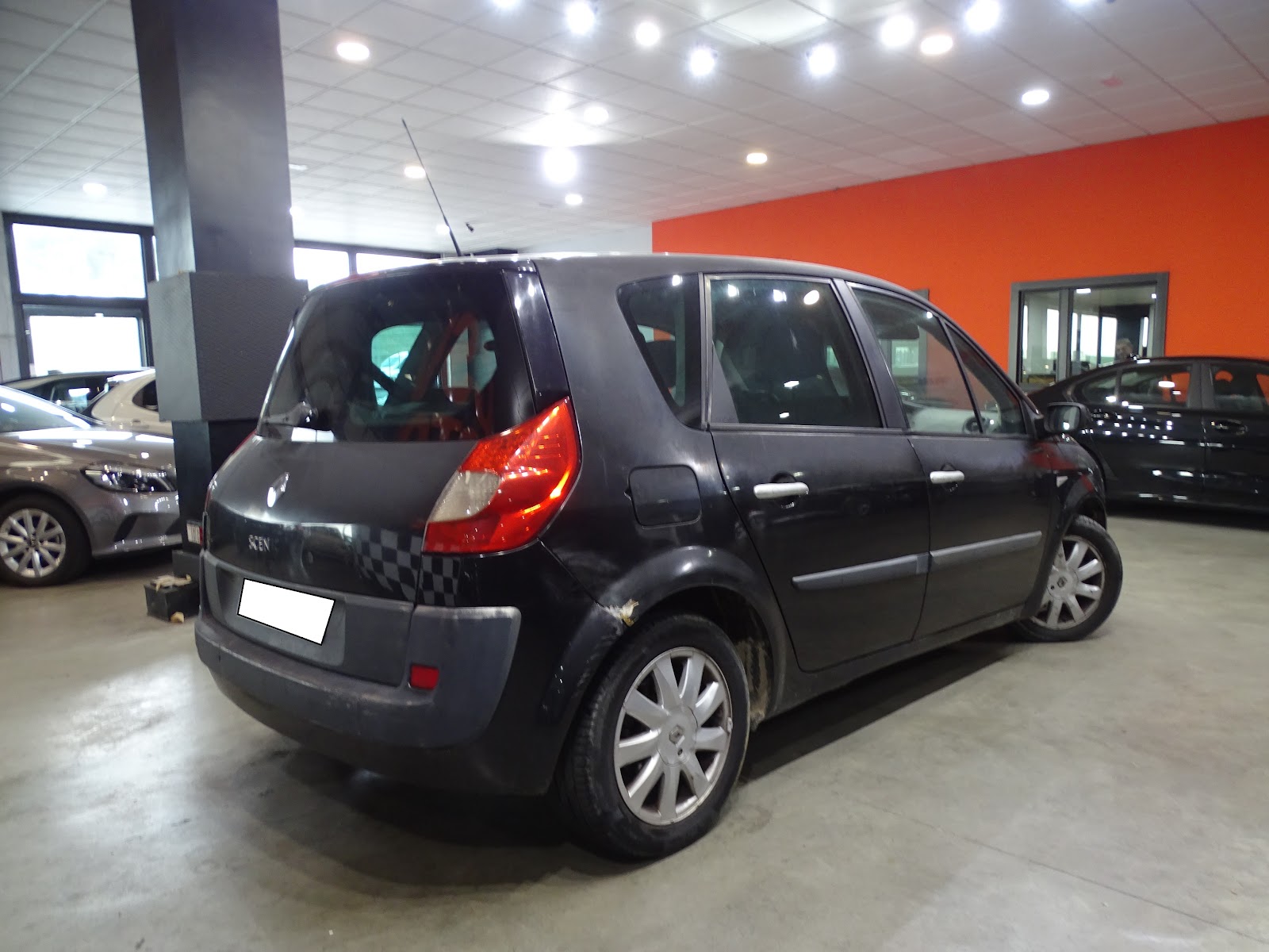 Foto 6 de RENAULT SCENIC 2023 en venta en CSV Motor
