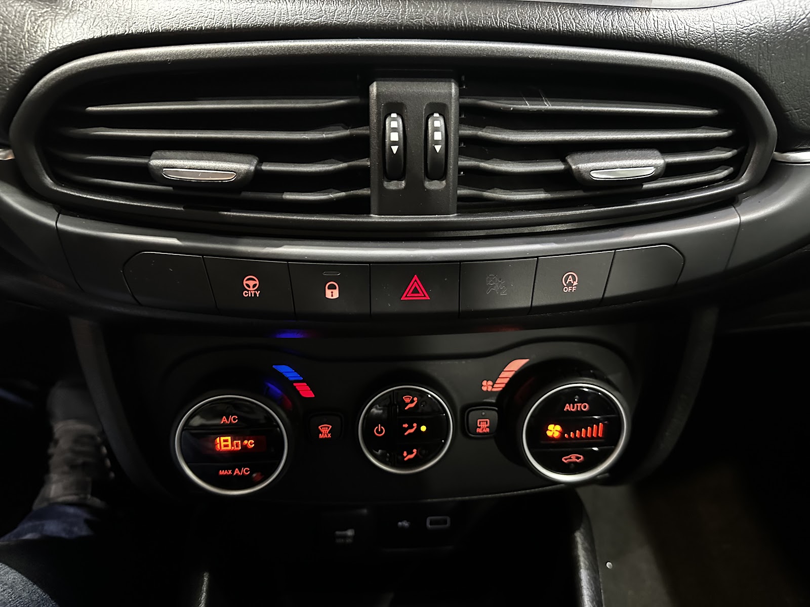 Foto 20 de FIAT TIPO 2020 en venta en CSV Motor VALDEFUENTES