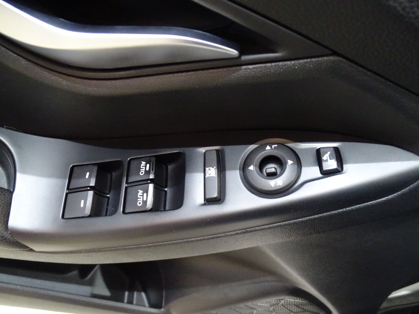 Foto 12 de HYUNDAI IX20 2014 en venta en CSV Motor VALDEFUENTES